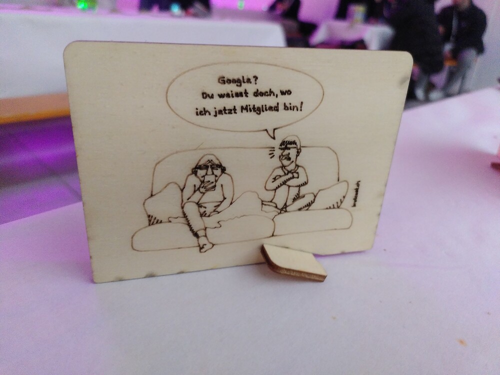 Holz-Lasergravur 1 in der Markthalle